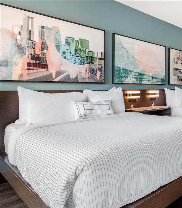Cambria Hotel Minneapolis Downtown - Minneapolis, MN