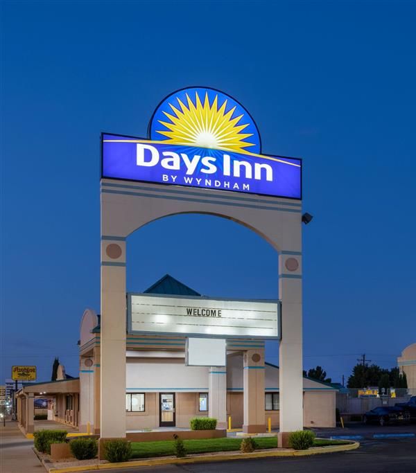 Days Inn By Wyndham Roswell - Roswell, NM
