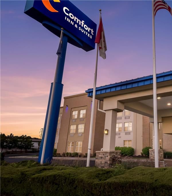 Comfort Inn & Suites Allen Park - Dearborn - Dearborn