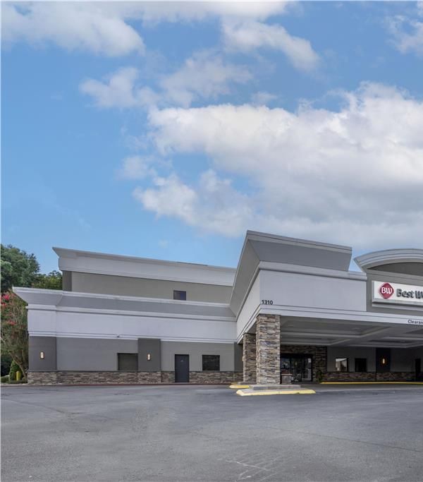 Best Western Plus Clemson Hotel & Conference Center - Clemson, SC