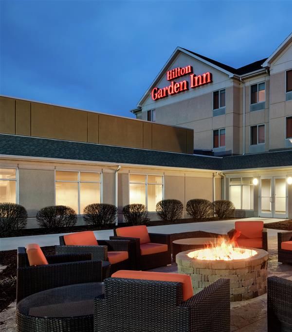 Hilton Garden Inn Dubuque Downtown - Dubuque, IA