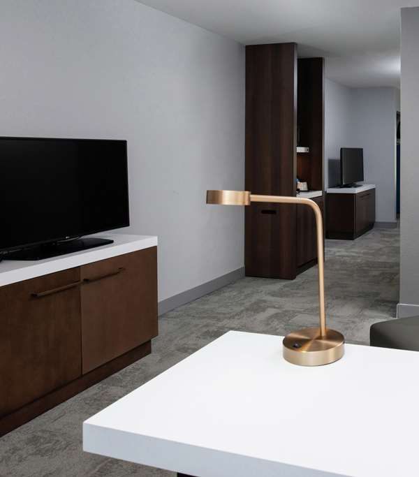 Hilton Garden Inn Baton Rouge Airport - Baton Rouge, LA