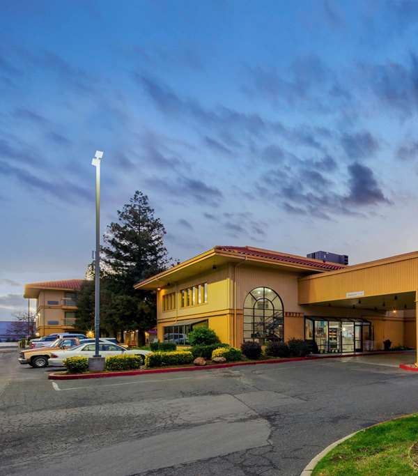 La Quinta Inn & Suites By Wyndham Oakland - Hayward - 댄빌