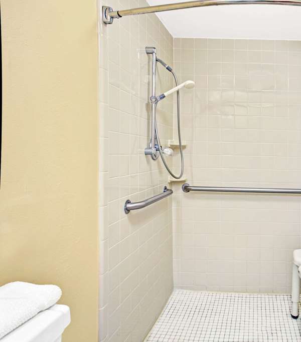 Super 8 By Wyndham Kissimmee/maingate/orlando Area - 塞拉布雷遜