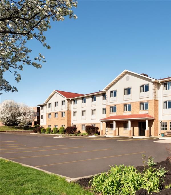 Super 8 By Wyndham Akron S/green/uniontown Oh - 애크런
