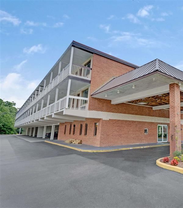 Travelodge By Wyndham Williamsburg Colonial Area - 威廉斯堡