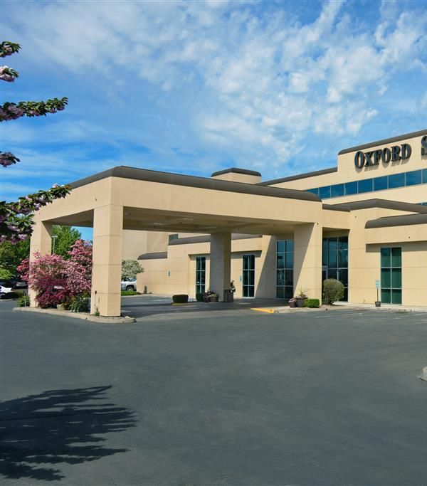 Oxford Suites Yakima - ヤキマ, WA