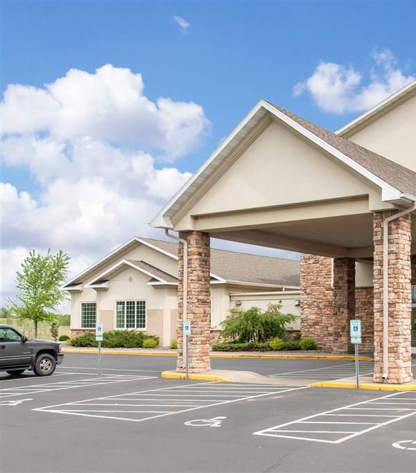 Sleep Inn & Suites Conference Center Eau Claire North - Eau Claire, WI
