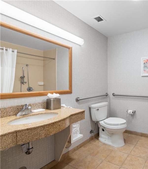 Hampton Inn & Suites Madera - Madera, CA