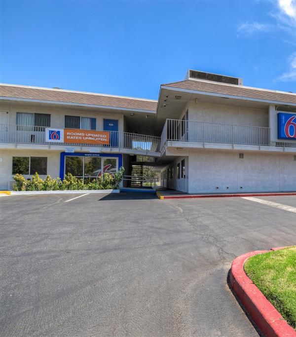 Motel 6 Riverside West Jurupa Valley - Fontana, CA