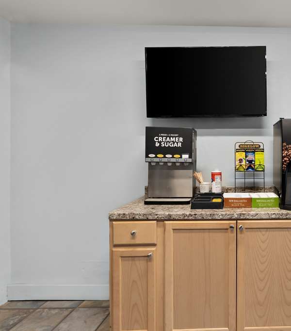 Americas Best Value Inn Bangor - Bangor, ME