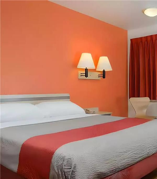 Super 8 By Wyndham Turlock - Modesto, CA