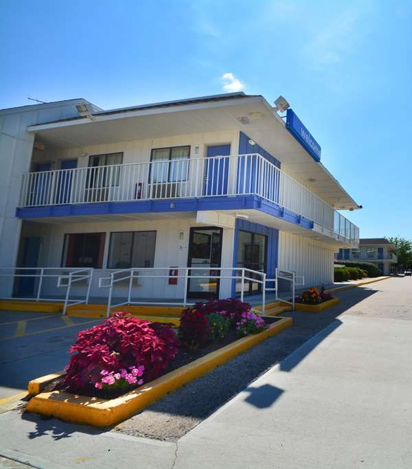 Motel 6 Hartford Windsor Locks - Connecticut