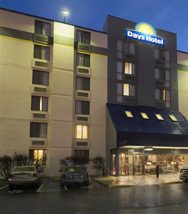 Days Hotel By Wyndham University Ave Se - Minneapolis, MN