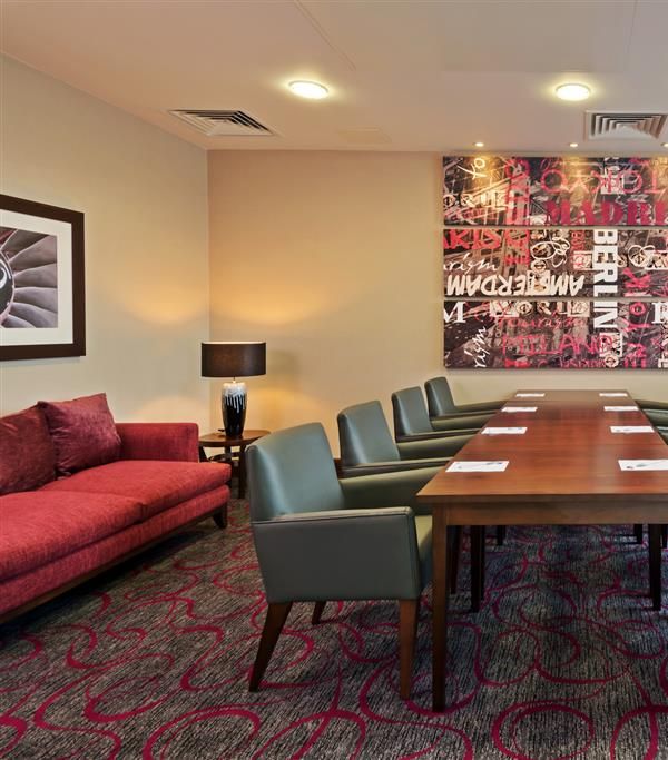 Hampton By Hilton London Luton Airport - Luton