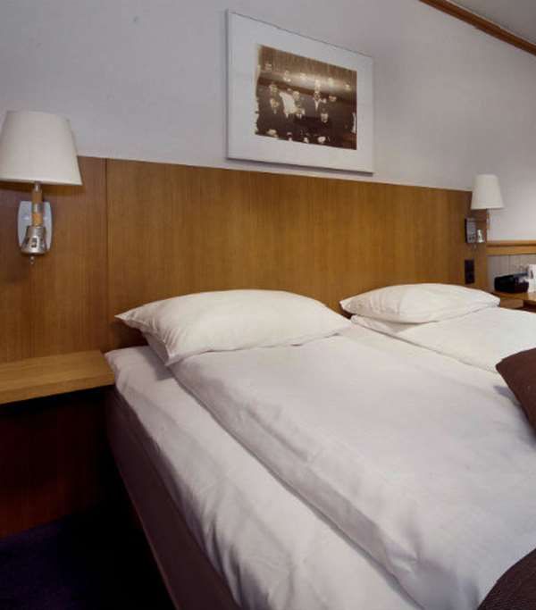Home Hotel With - Tromsø