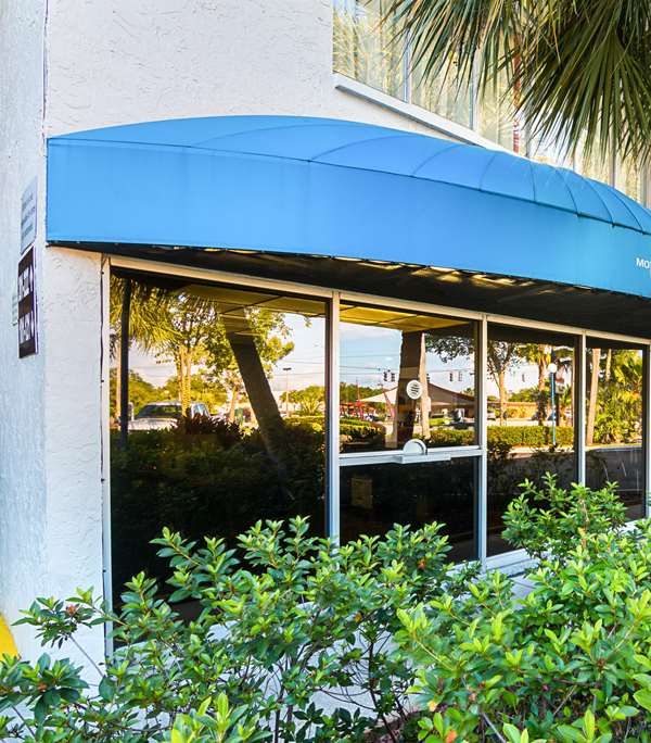 Motel 6 Tampa - Fairgrounds - Tampa, FL