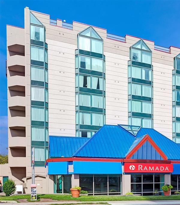 Ramada By Wyndham Niagara Falls/fallsview - 나이아가라폴스