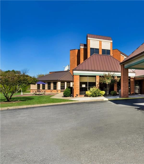 Comfort Inn Lexington Virginia Horse Center - Lexington, VA