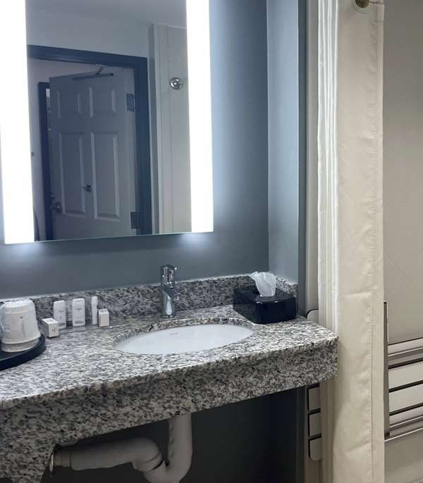 La Quinta Inn & Suites By Wyndham Tulsa Midtown - Tulsa, OK