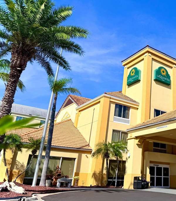 La Quinta Inn & Suites By Wyndham Orlando Universal Area - Orlando, FL