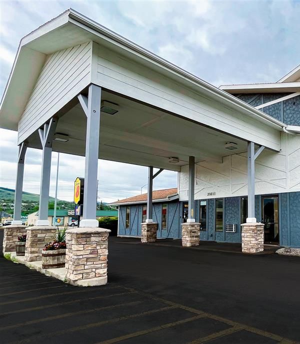 Super 8 By Wyndham Missoula/brooks Street - Missoula, MT