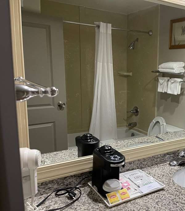 Days Inn By Wyndham Fayetteville-south/i-95 Exit 49 - Fayetteville, NC