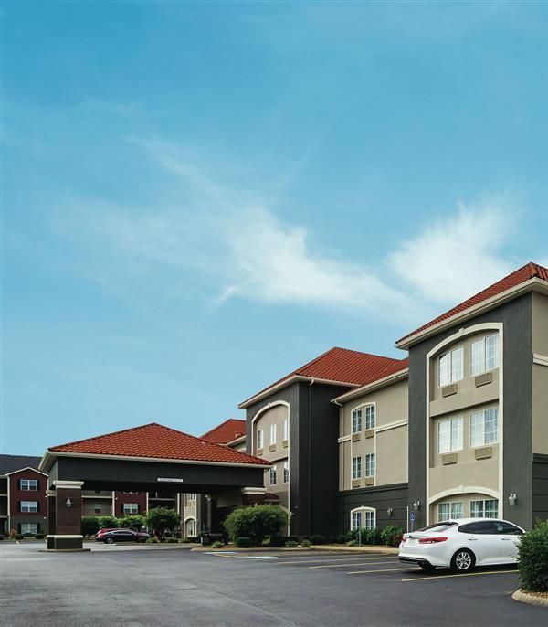 La Quinta Inn & Suites By Wyndham Bowling Green - Bowling Green, KY