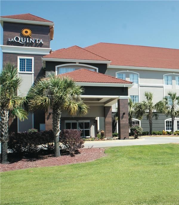 La Quinta Inn & Suites By Wyndham Baton Rouge Denham Springs - Baton Rouge, LA