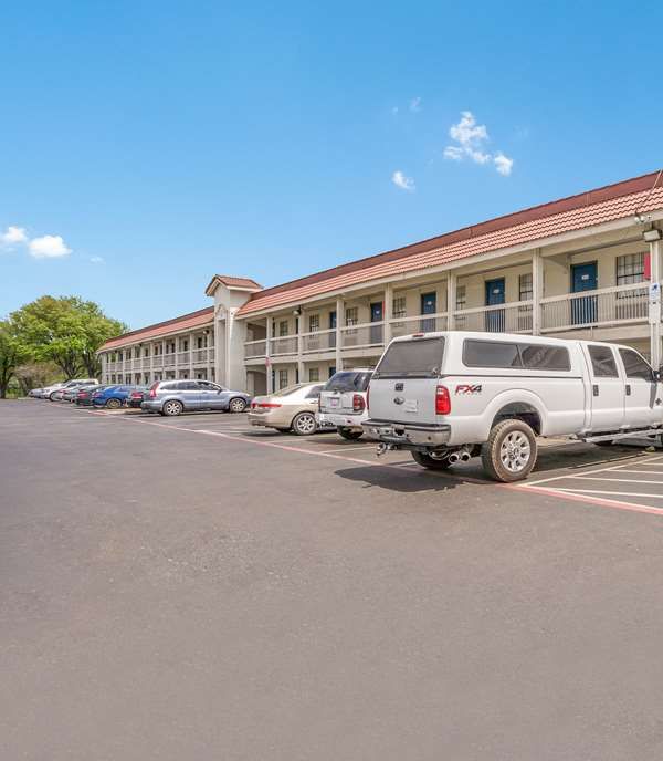 Motel 6 Dallas-market Ctr - 어빙