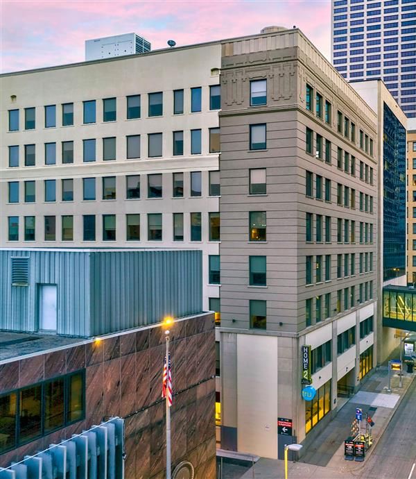 Home2 Suites By Hilton Minneapolis Downtown - Minneapolis, MN