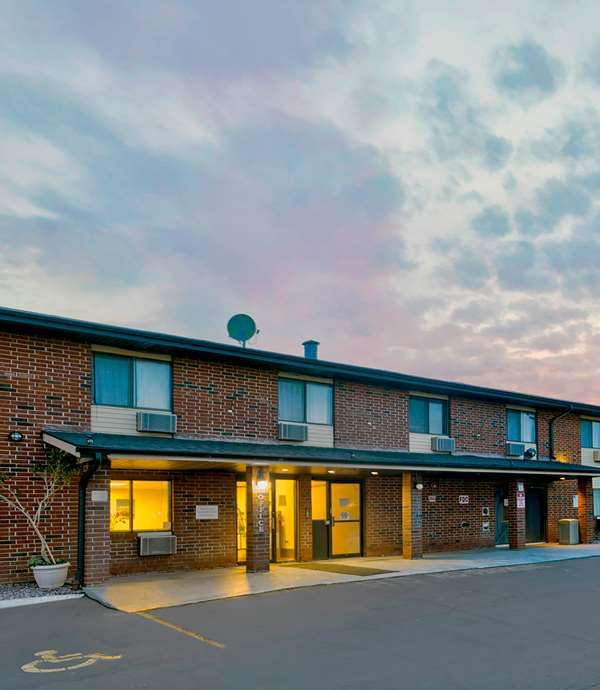 Motel 6 Oak Creek Wi - Milwaukee, WI