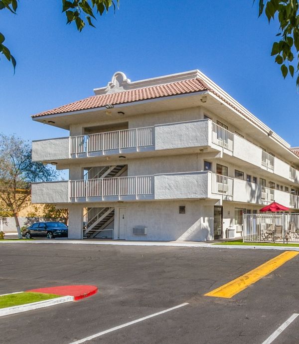 Motel 6 Phoenix West - 피닉스