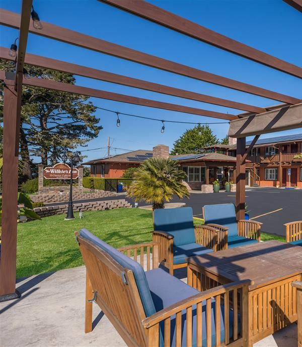 Clarion  Collection Wilkie's Inn Pacific Grove - Monterey - Monterey, CA