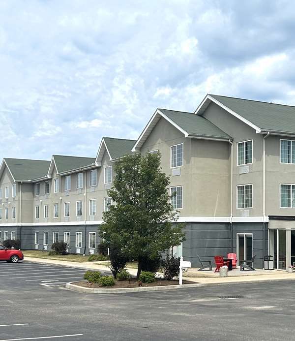 Best Western Erie Inn & Suites - Erie, PA