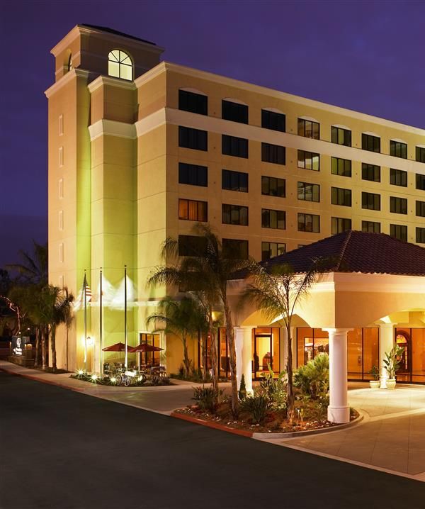 Doubletree Suites By Hilton Hotel Anaheim Resort - Convention Center - Irvine, CA