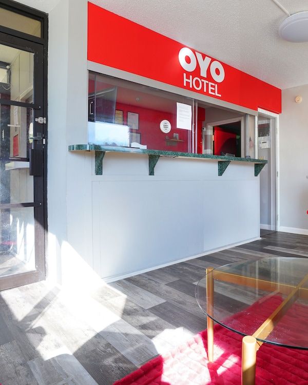 Oyo Hotel Decatur I 285 The Perimeter - Atlanta, GA