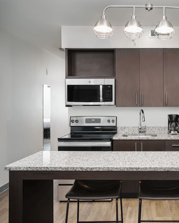 Stayapt Columbia Irmo / Harbis - Columbia, SC