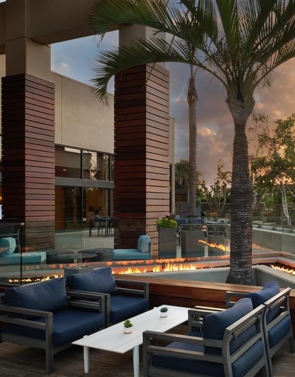 Hotel Fera Anaheim A Doubletree By Hilton - オレンジ, CA
