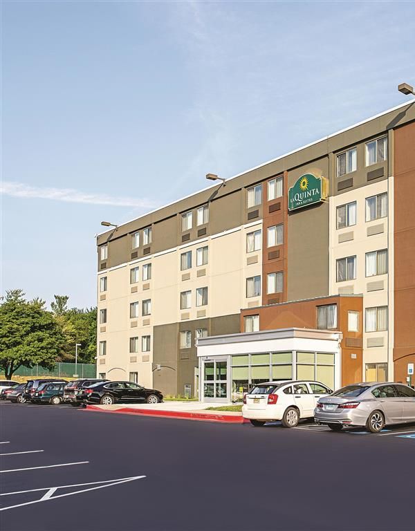 La Quinta Inn & Suites By Wyndham Baltimore N / White Marsh - Baltimore, MD