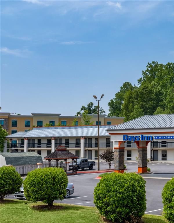 Days Inn By Wyndham Clemson - Clemson, SC