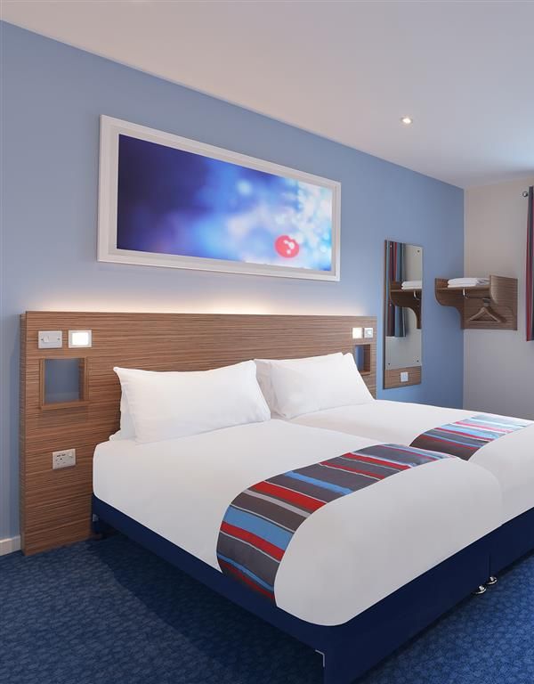 Travelodge Rochdale - 로치데일