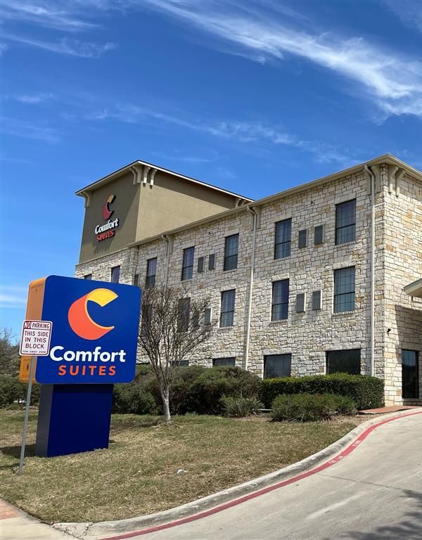 Comfort Suites San Antonio Near Seaworld - Helotes, TX