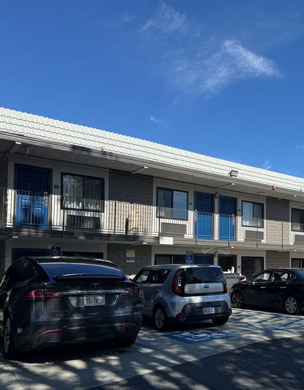 Motel 6 Simi Valley - Simi Valley, CA