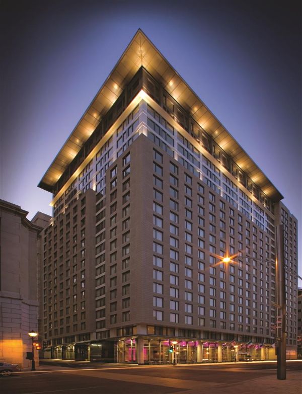 Embassy Suites By Hilton Montreal - Montreal