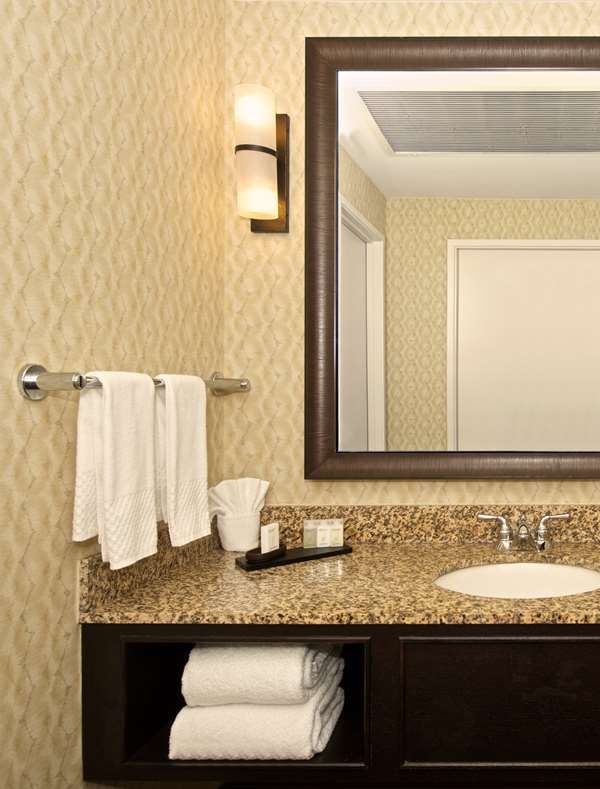 Embassy Suites By Hilton Flagstaff - Flagstaff, AZ