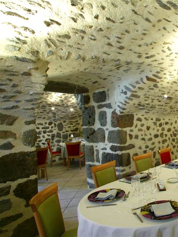 Hotel Du Midi - Cantal