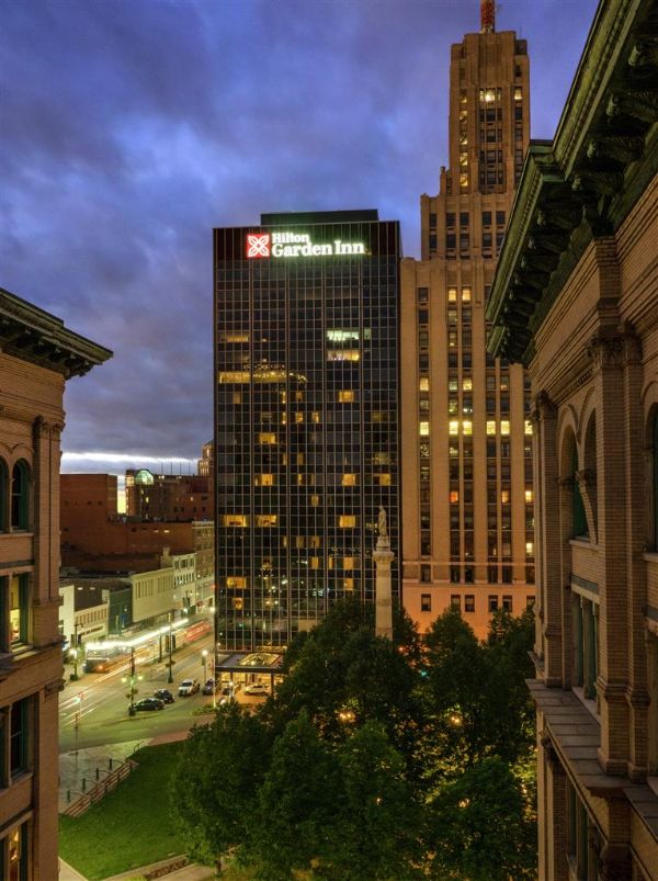 Hilton Garden Inn Buffalo Downtown - Buffalo, NY