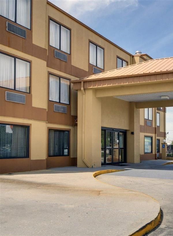 Quality Suites Baton Rouge East - Denham Springs - Baton Rouge, LA