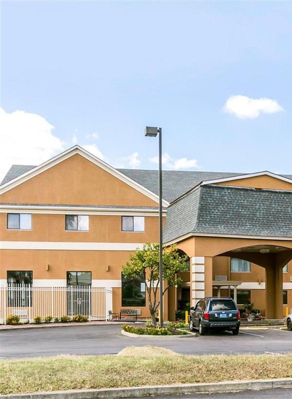 Quality Inn & Suites University/airport - Louisville, KY